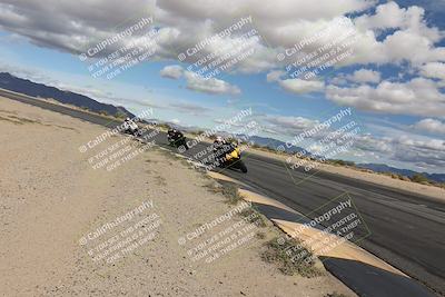 media/Nov-16-2025-Race Pace (Sun) [[8c5fa54630]]/Verified Riders/6-Turn 10 Inside (1145am)/